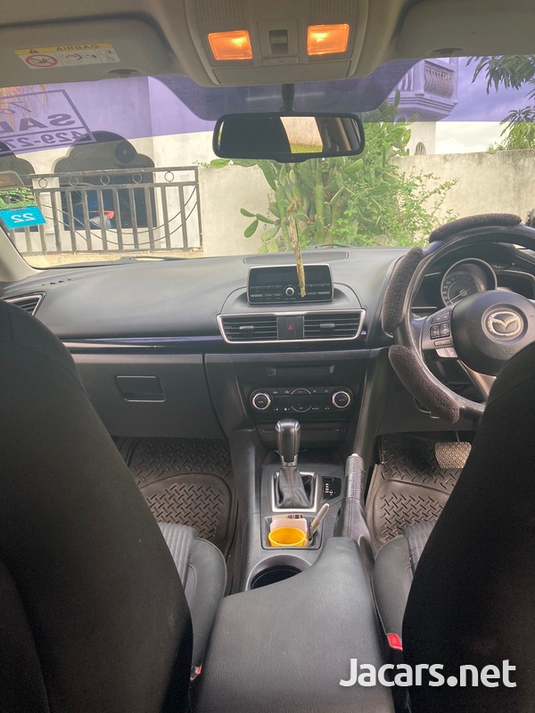 Mazda 3 1,8L 2016-4