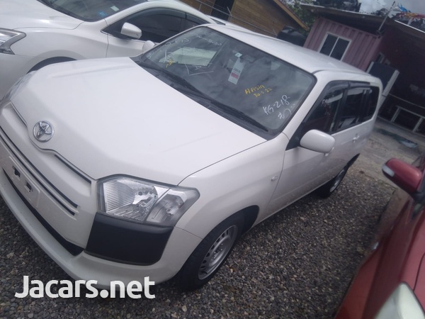 Toyota Probox 1,5L 2018-1