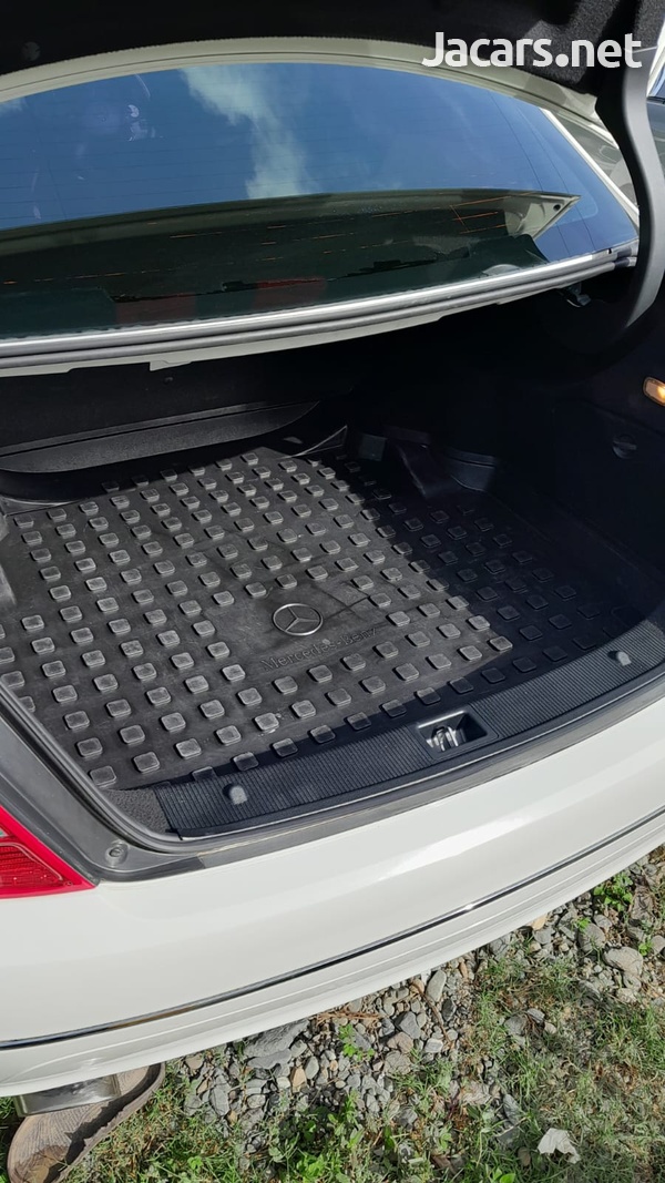 Mercedes-Benz C-Class 1,8L 2010-7