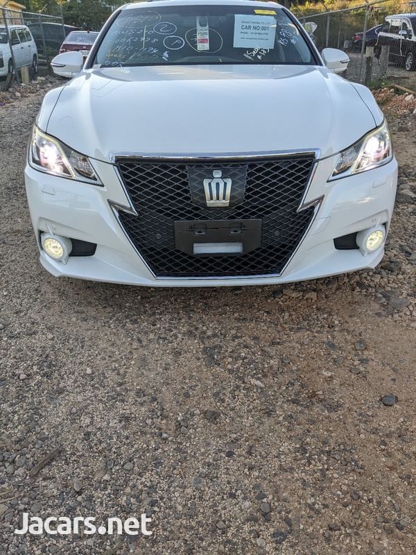 Toyota Crown 2,4L 2014-2