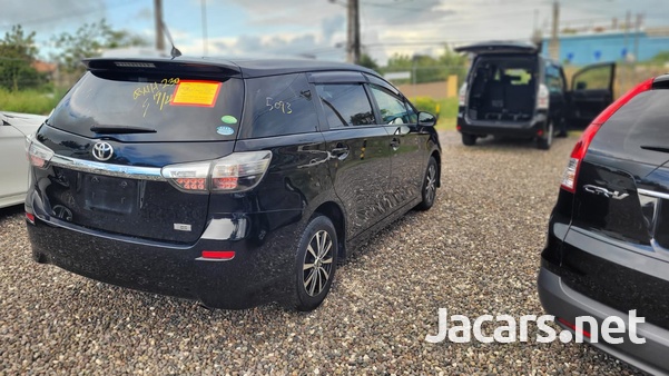 Toyota Wish 1,8L 2013-4