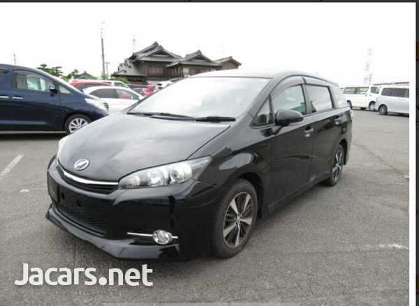Toyota Wish 1,8L 2013-1
