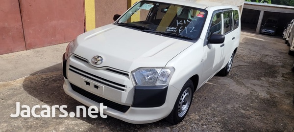 Toyota Probox 1,5L 2016-2