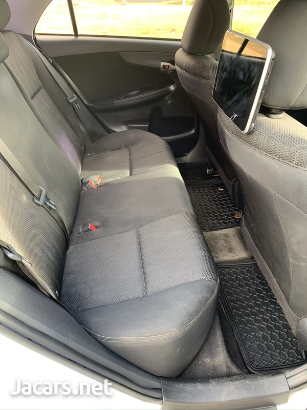 Toyota Corolla 1,8L 2013-3