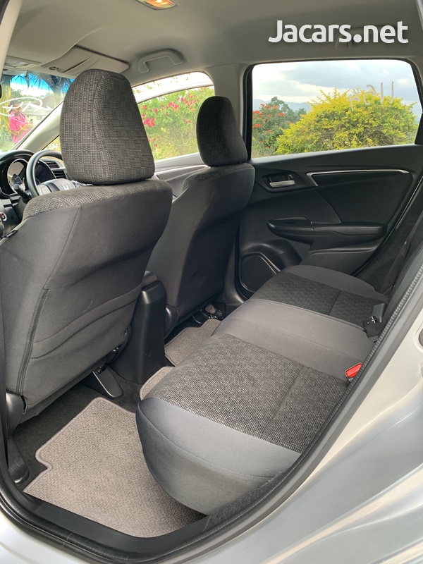 Honda Fit 1,3L 2016-9