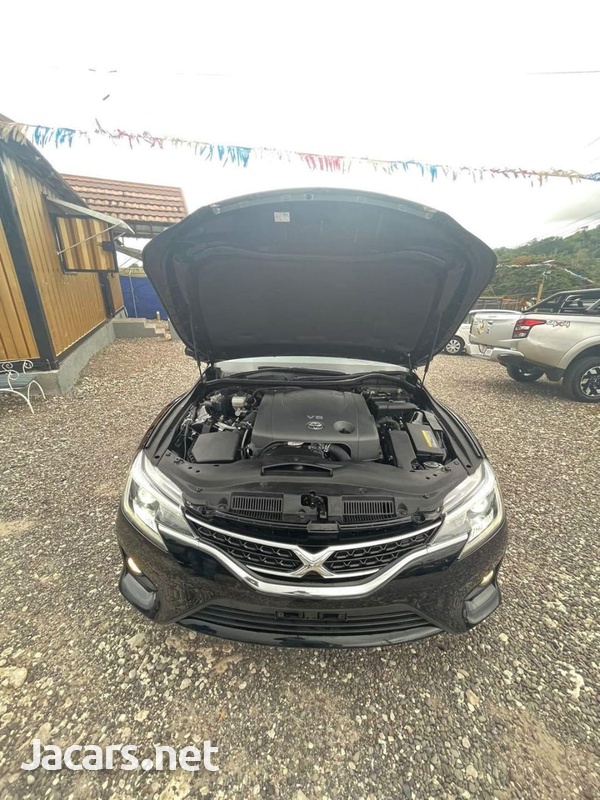 Toyota Mark X 2,5L 2016-10