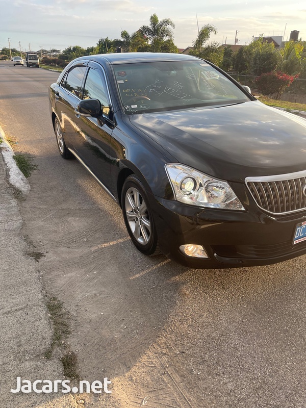 Toyota Crown 3,5L 2012-1