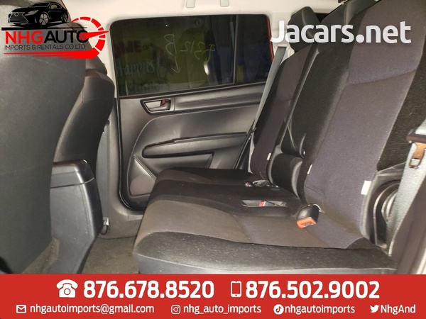 Toyota Fielder 1,5L 2016-10