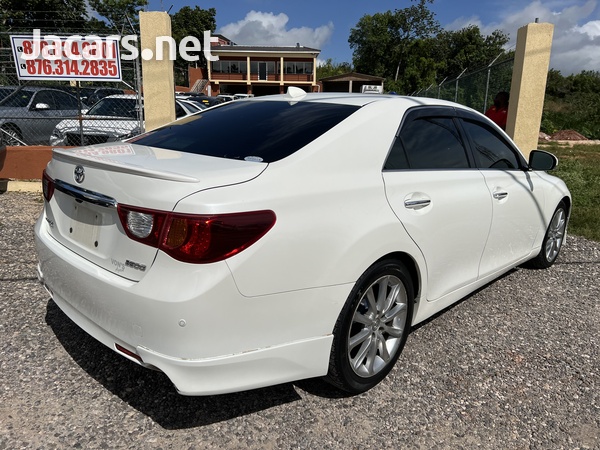 Toyota Mark X 2,5L 2010-4