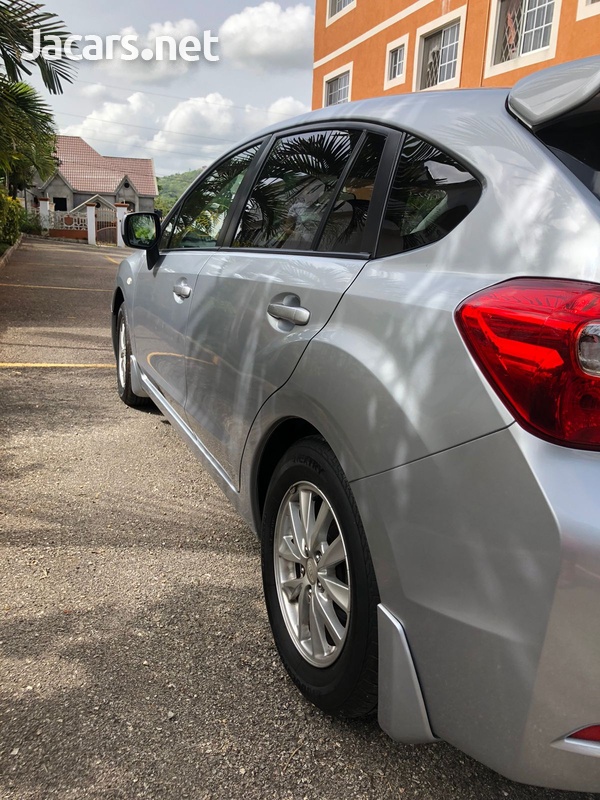Subaru Impreza 2,0L 2013-5