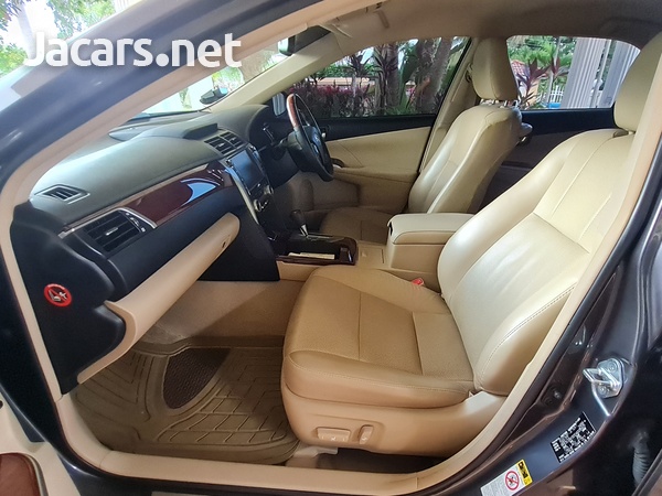 Toyota Camry 2,5L 2014-3