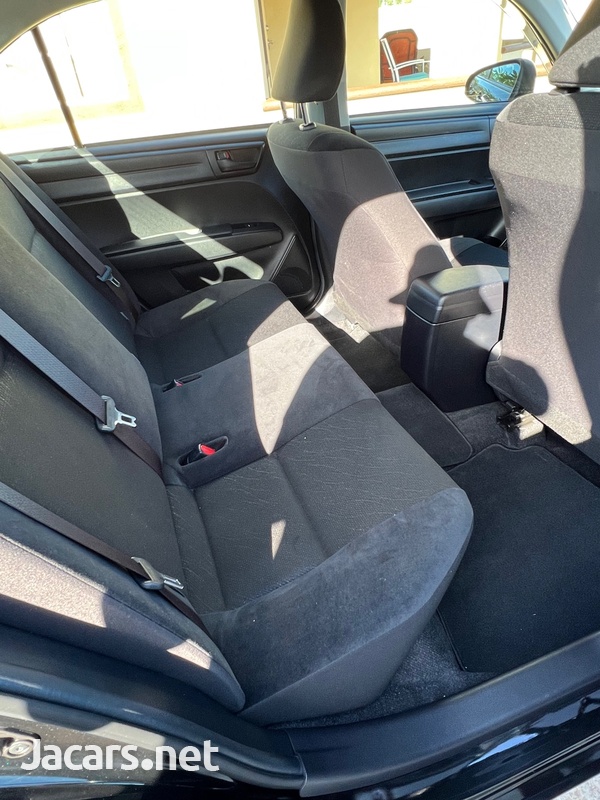 Toyota Axio 1,5L 2019-4
