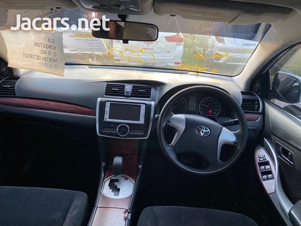 Toyota Premio 1,8L 2012-7