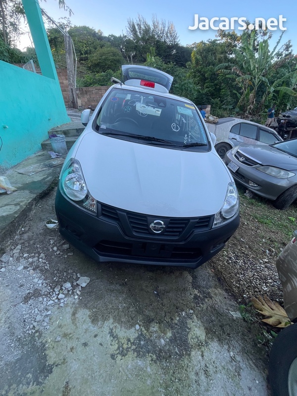 Nissan AD Wagon 1,5L 2017-1