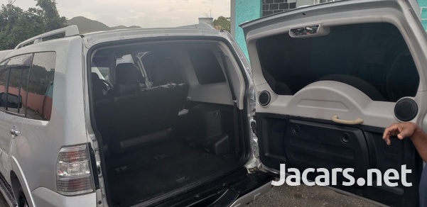 Mitsubishi Pajero 2,5L 2008-13