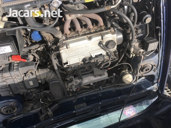 Mitsubishi Lancer 1,5L 1999-6