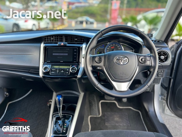 Toyota Fielder 1,5L 2016-10