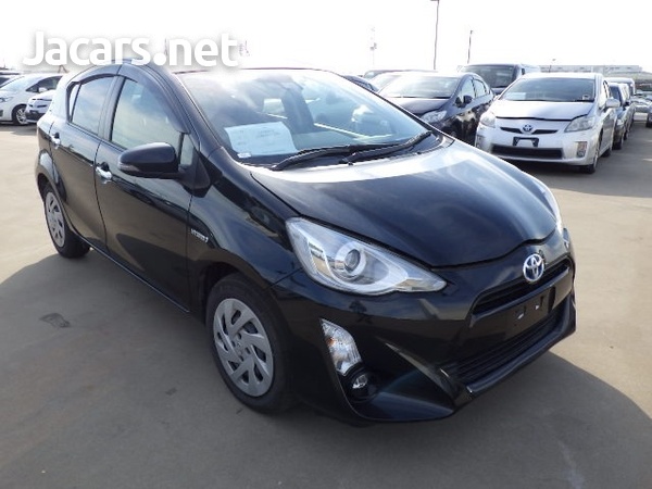Toyota Aqua 1,5L 2016-1