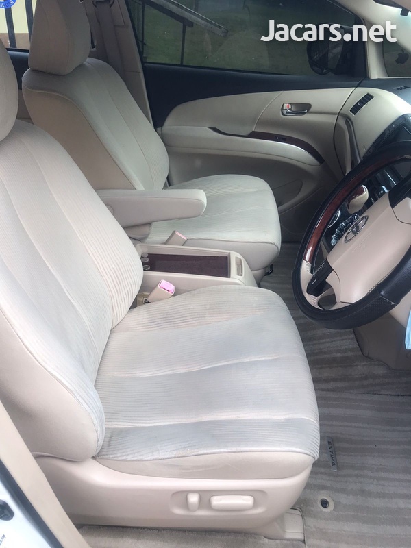 Toyota Estima 2,4L 2013-5