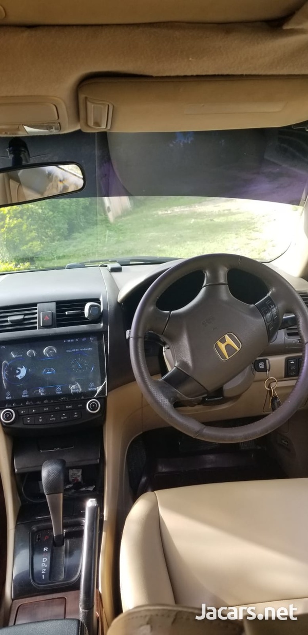 Honda Accord 2,0L 2006-4