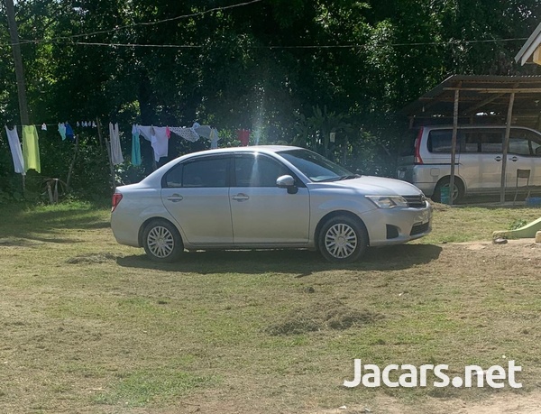 Toyota Axio 1,6L 2013-6