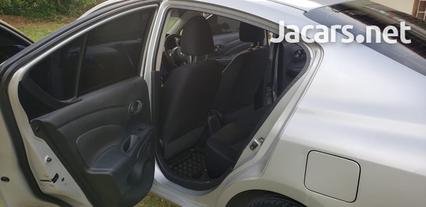 Nissan Latio 1,2L 2013-12