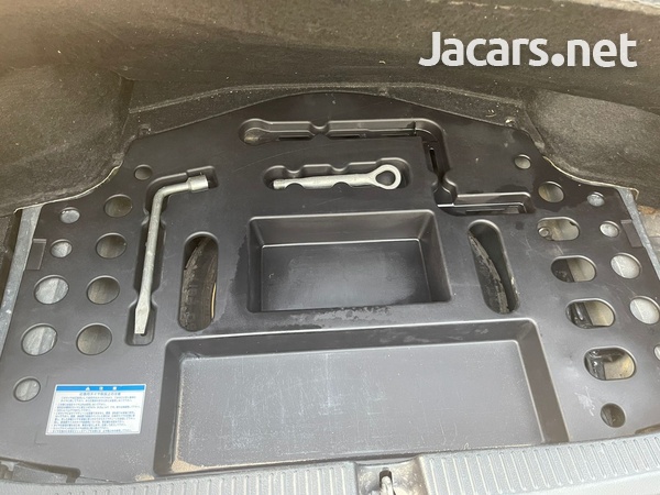 Toyota Mark X 2,5L 2012-11