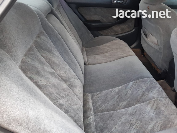 Honda Accord 1,5L 1998-8