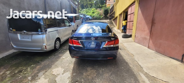 Toyota Crown 2,5L 2013-5