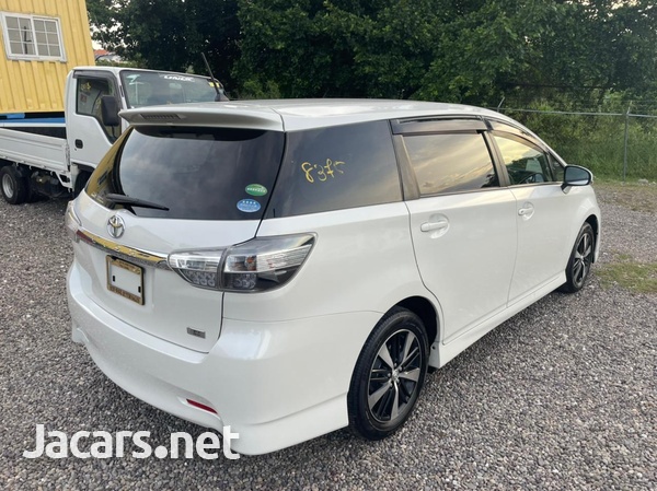 Toyota Wish 1,8L 2017-9