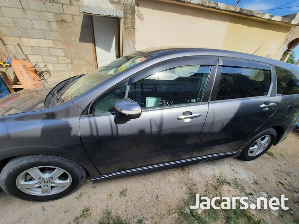 Honda Stream 1,8L 2010-8