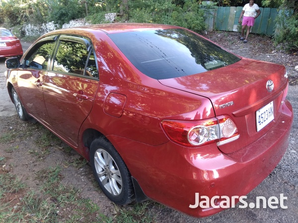 Toyota Corolla XLi 1,5L 2014-4