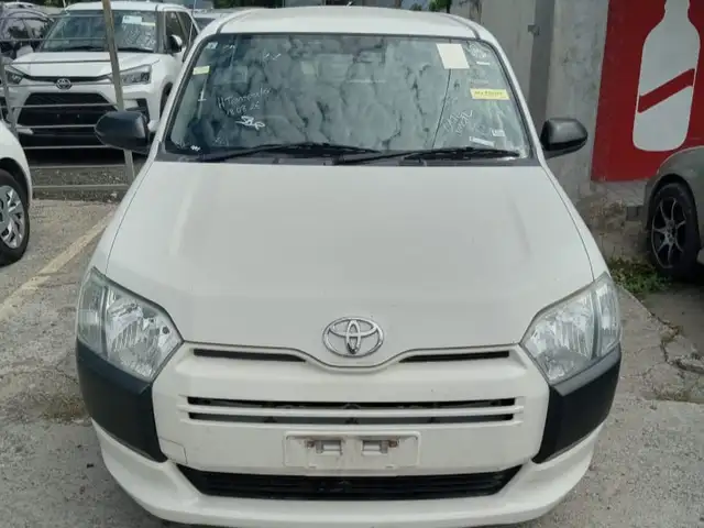 Toyota Probox 1,3L 2021, Saint Catherine - 6