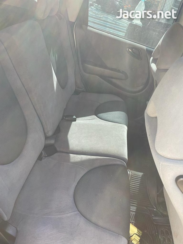 Honda Fit 1,5L 2007-3