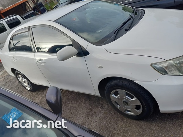 Toyota Axio 1,5L 2009-1