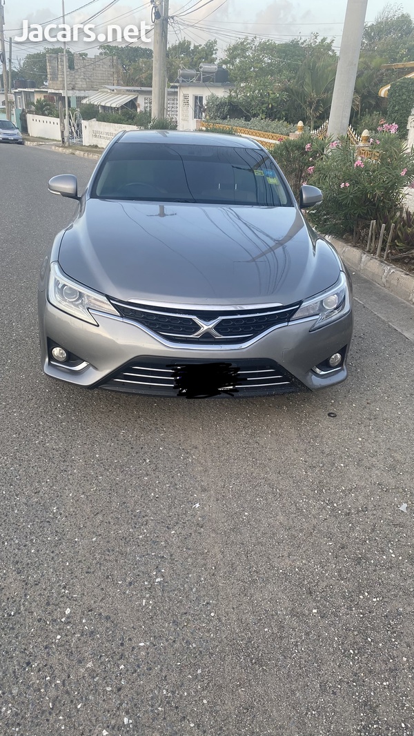 Toyota Mark X 2,4L 2013-1