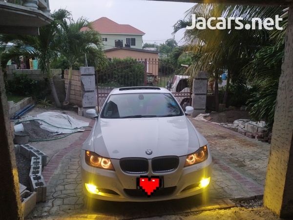 BMW 3-Series 1,8L 2011-1