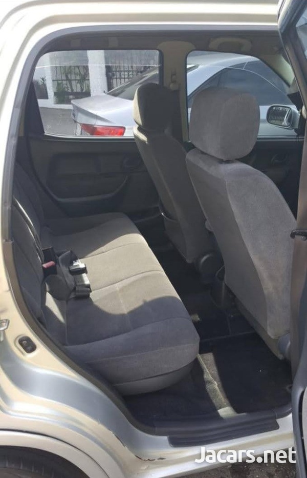 Suzuki Swift 1,3L 2003-9