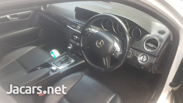 Mercedes-Benz C-Class 1,6L 2014-5