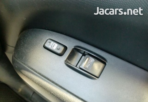 Toyota Succeed 1,5L 2016-12