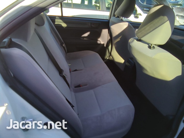 Toyota Axio 1,7L 2017-6