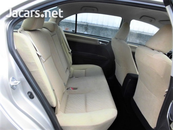Toyota Axio 1,5L 2013-7