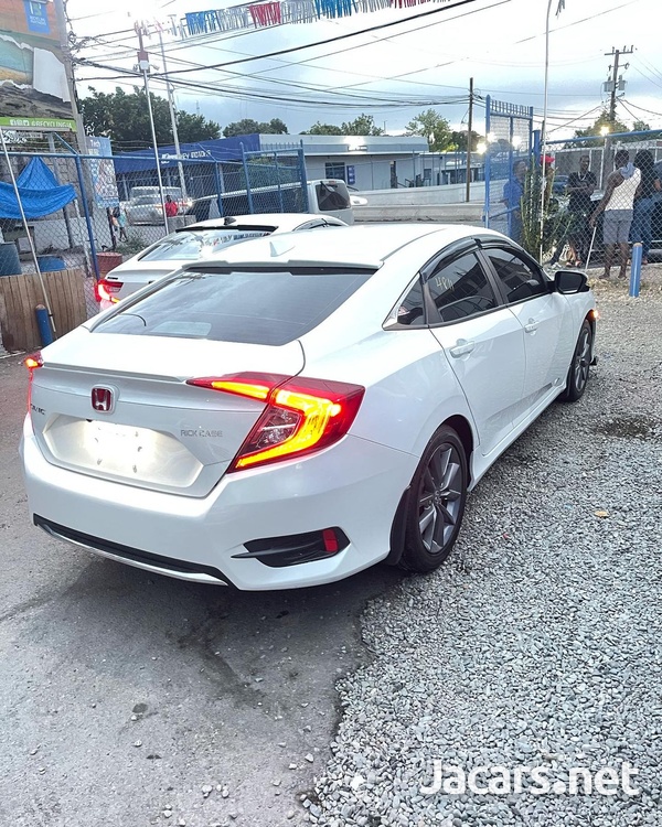Honda Accord 2,0L 2019-14
