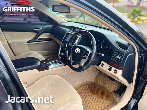 Toyota Mark X 3,5L 2012-6