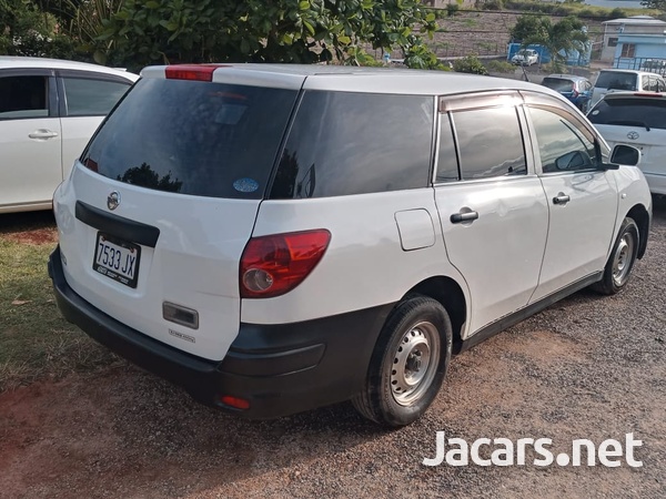 Nissan AD Wagon 1,5L 2014-2
