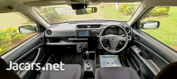 Toyota Probox 1,5L 2017-14