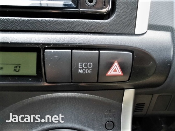 Toyota Wish 1,8L 2017-15