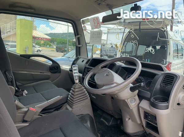 2013 Nissan Atlas-5