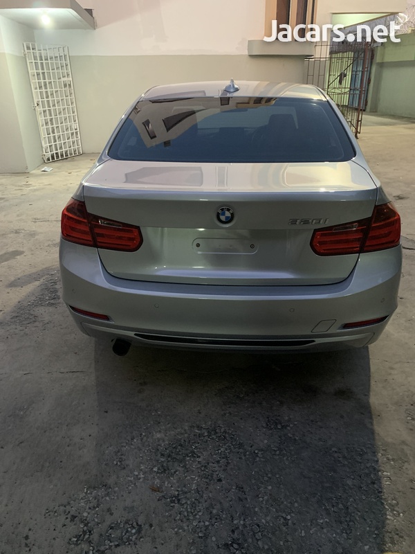 BMW 3-Series 2,0L 2012-2