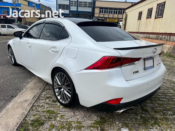 Toyota Ist 3,5L 2015-4